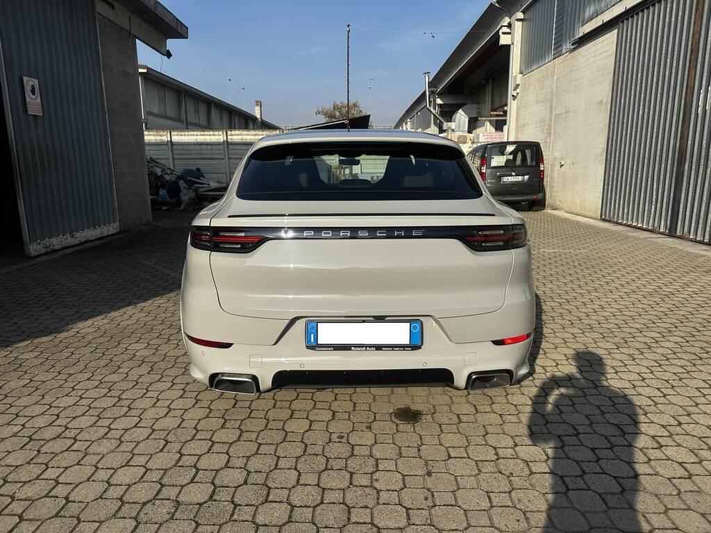 Porsche Cayenne Coupe 3.0 E-Hybrid Tiptronic