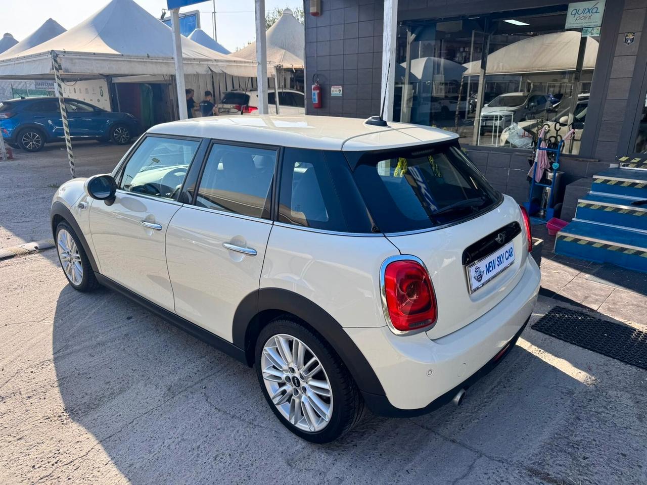 Mini 1.5 Cooper D Business 5p.