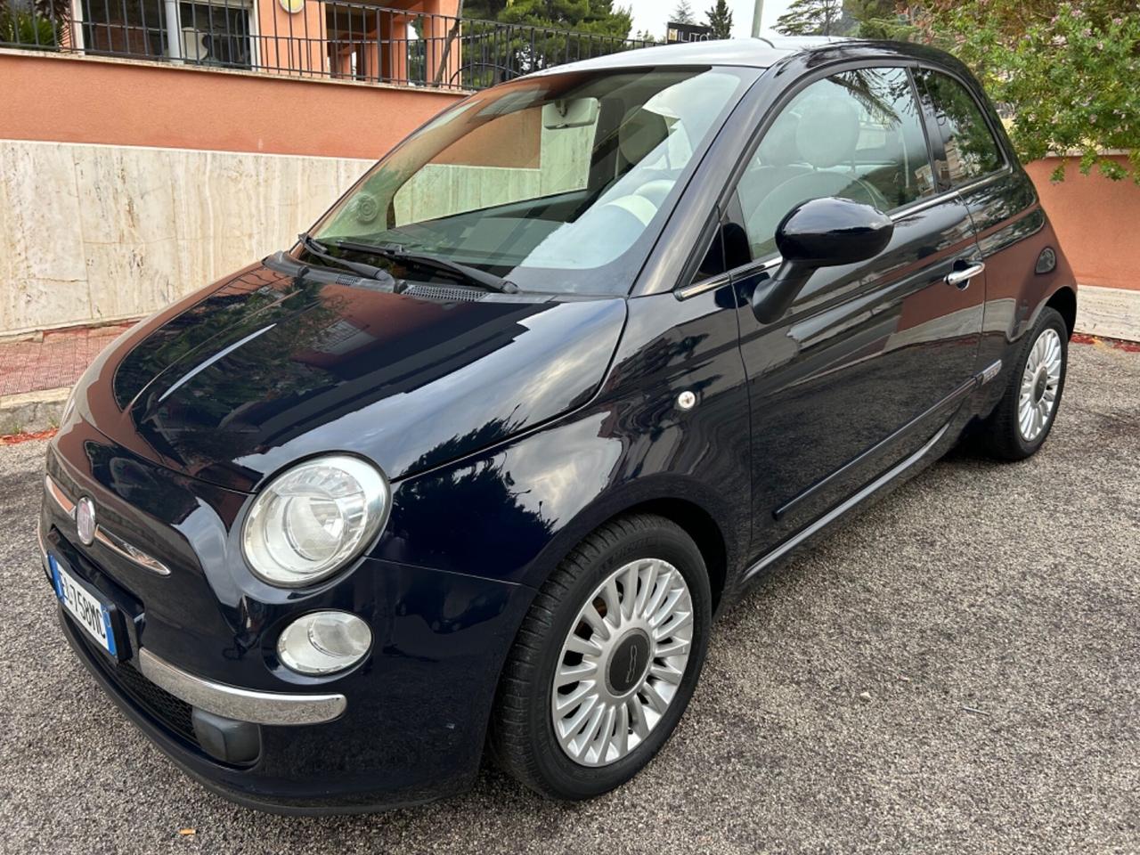 Fiat 500 1.2 Lounge ideale per neo patentati