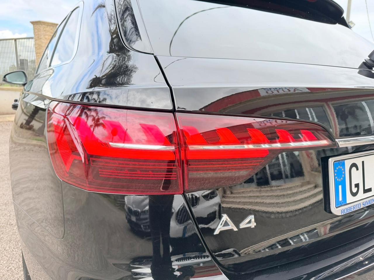 Audi A4 Avant 35 TDI 163cv S-tronic Sport Virtual/Matrix