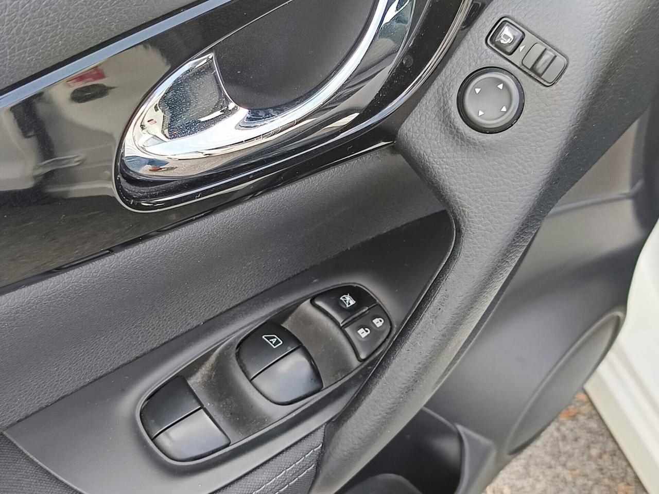 Nissan Qashqai 2015 - 1.5 dCi LB AUTOMOBILI