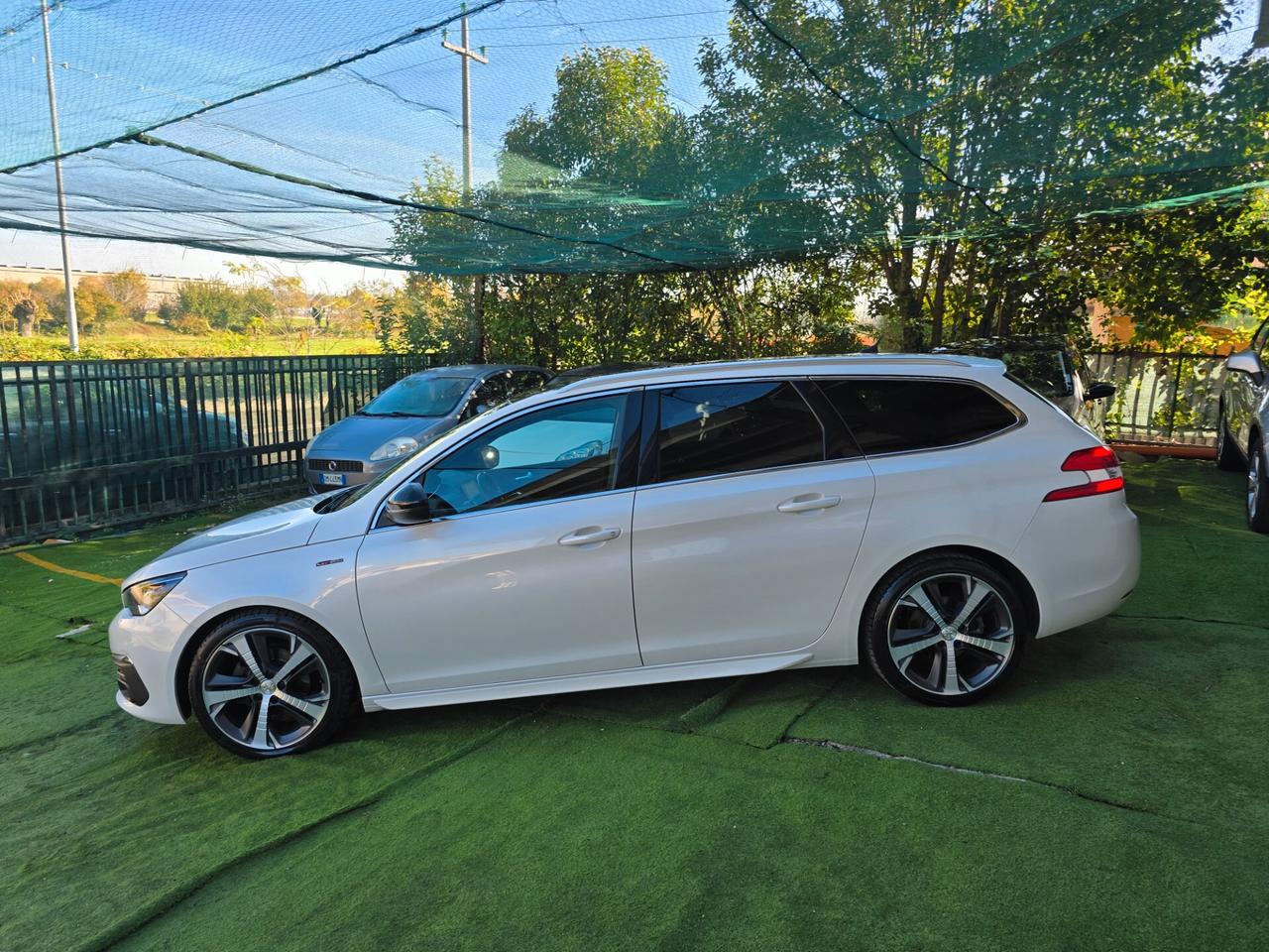 Peugeot 308 1.6HDI 120CV GT Line -2018