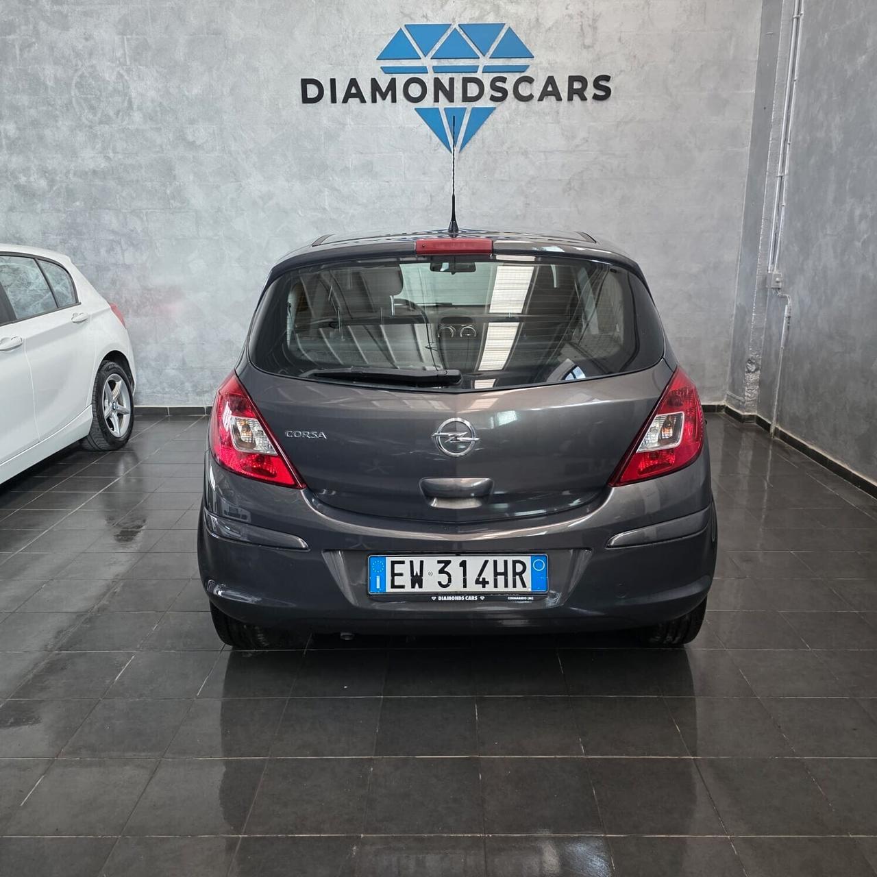 Opel Corsa 1.2 5 porte NEOPATENTATI+PELLE