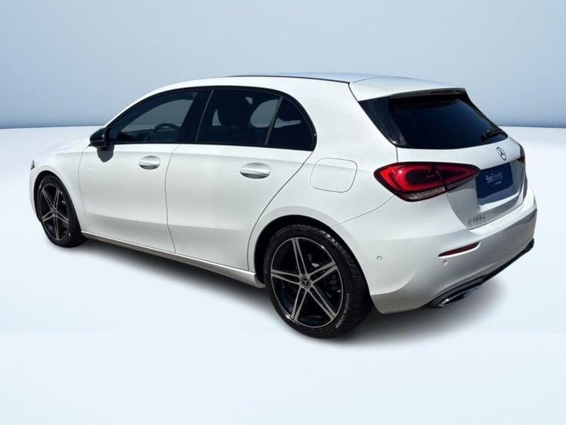 Mercedes-Benz Classe A A 180 D SPORT AUTO