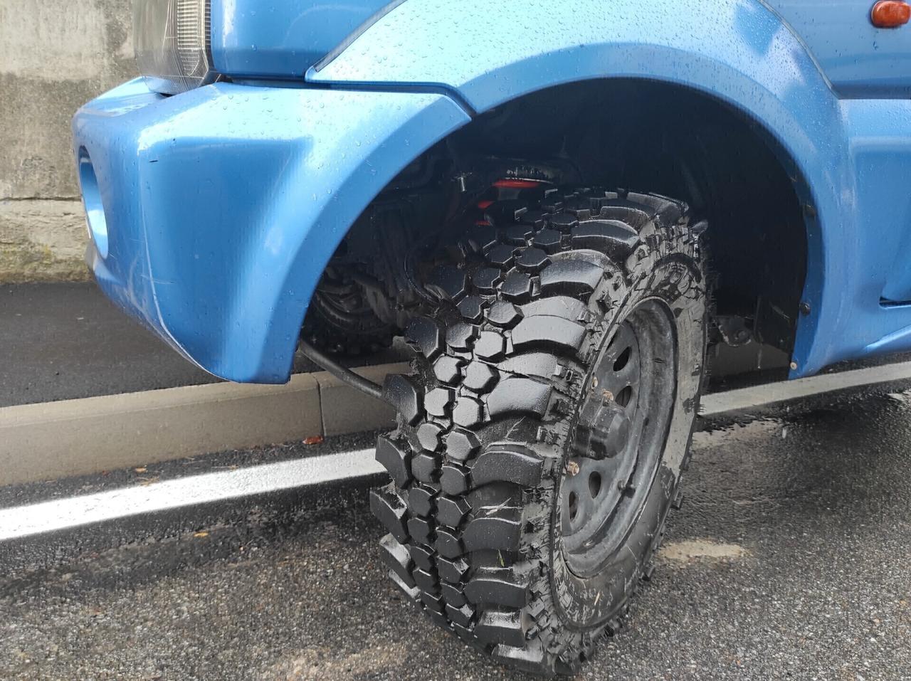 Suzuki Jimny 1.3i 16V cat 4WD JLX