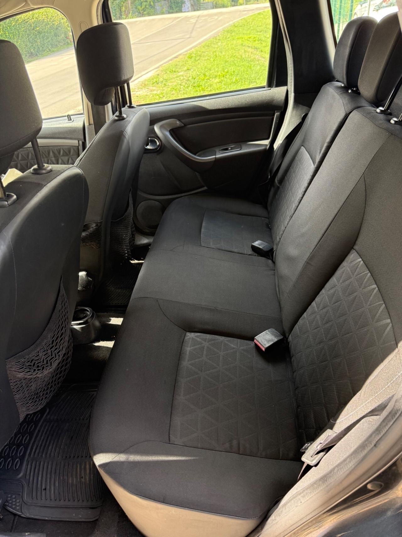 Dacia Duster 1.6 105cv GPL km certificati neopaten