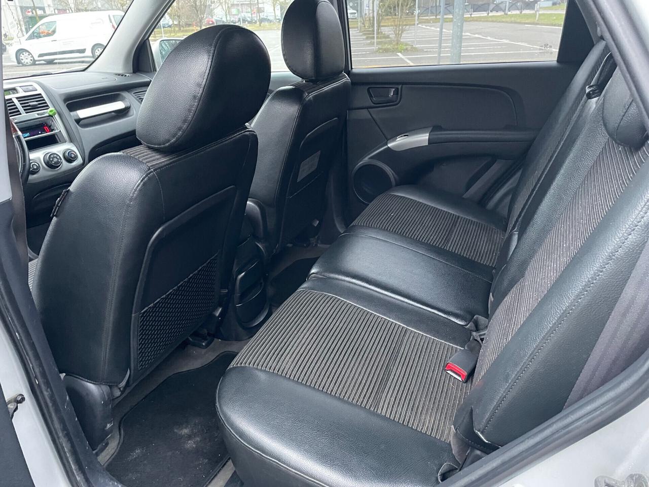 Kia Sportage 2.0 CRDI VGT 140CV*Automatik*Cerchi*