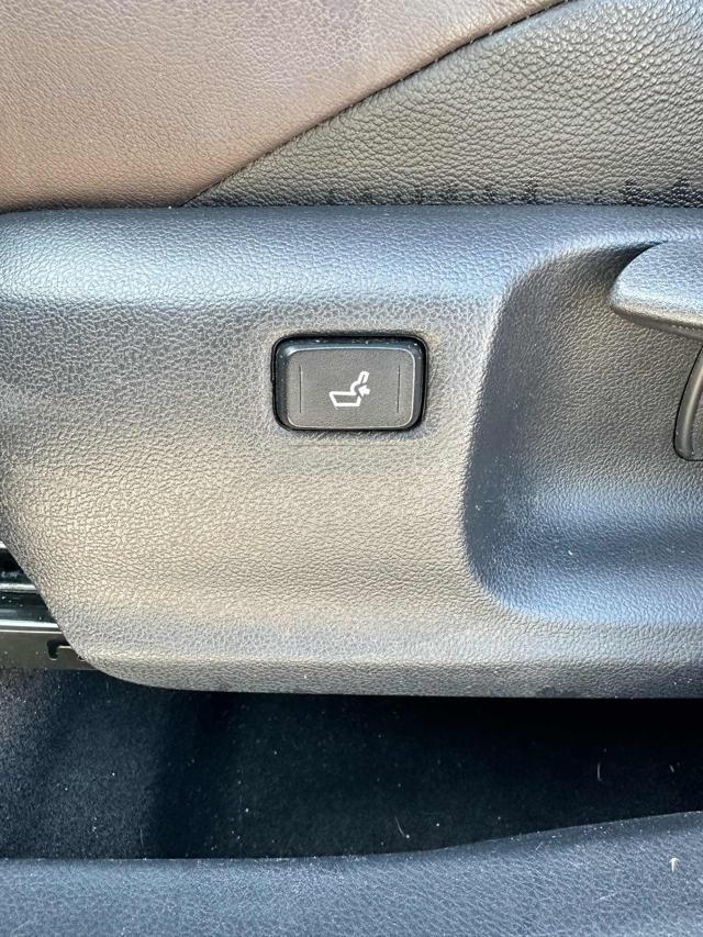 TOYOTA C-HR 1.8 Hybrid E-CVT Lounge OK NEOPATENTATI