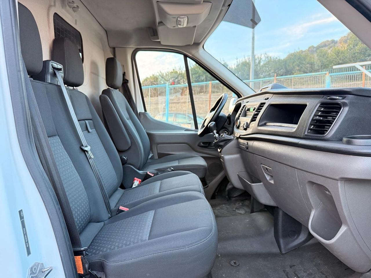 Ford Transit 330 2.0TDCi EcoBlue L2 H2 130 CV