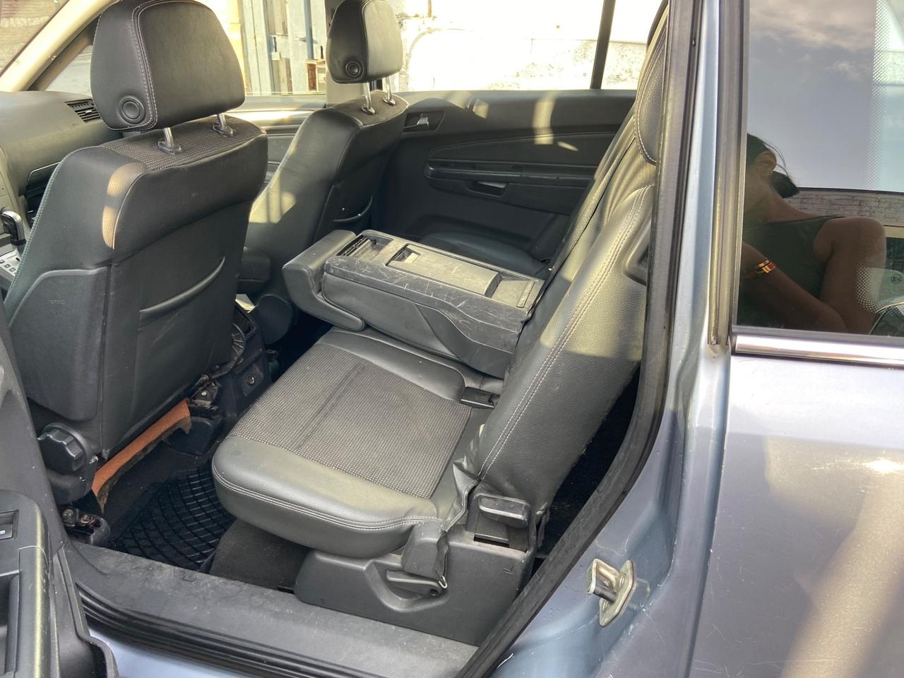 Opel Zafira 1.9 CDTI 101CV Club automatica