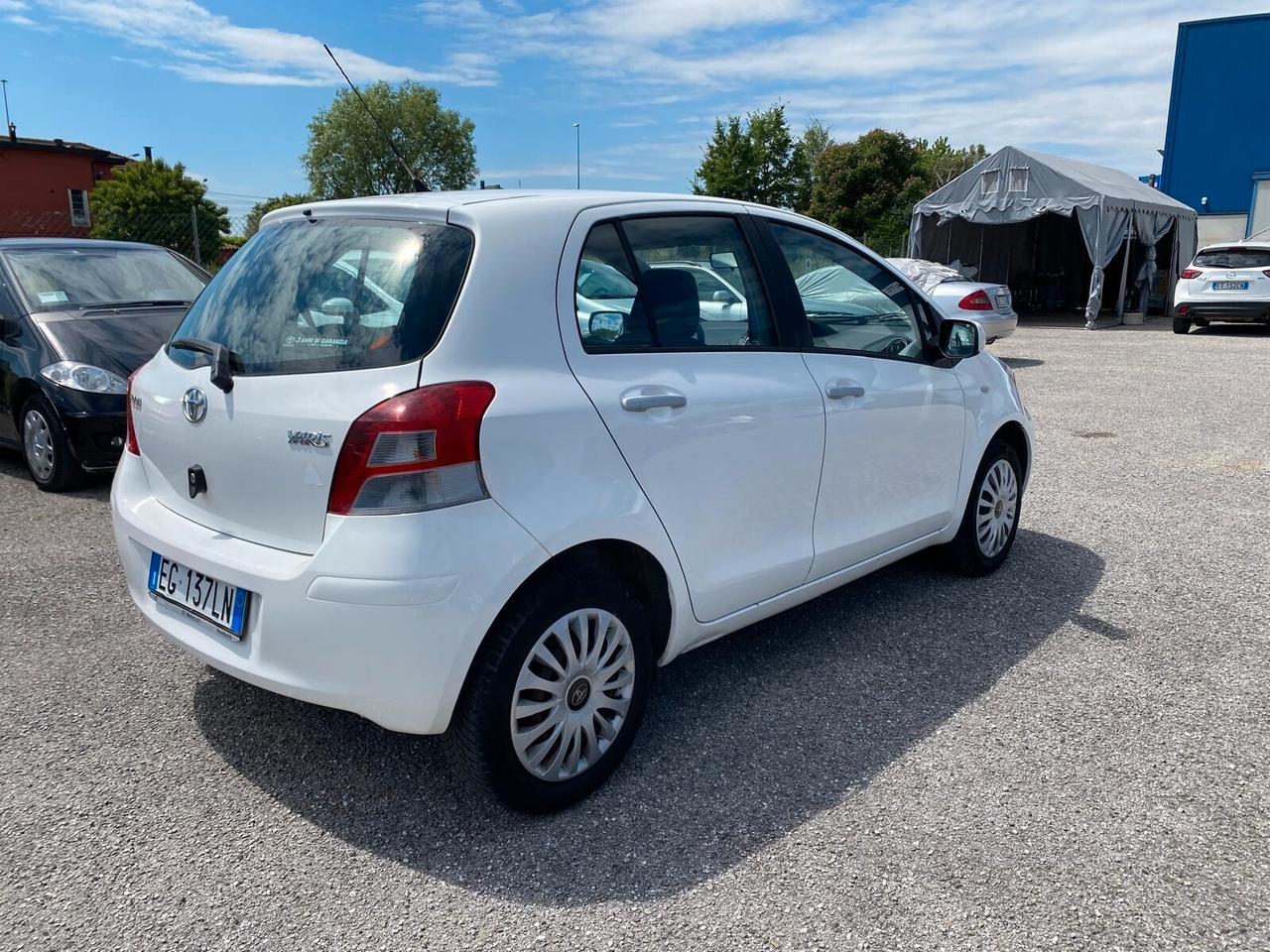 Toyota Yaris 1.0 Benz OK PER NEOPATENTATI