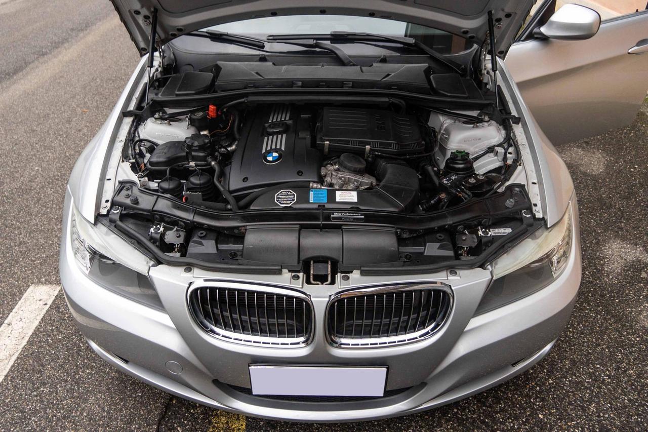 BMW 335 i xDrive 306CV KIT BMW PERFORMANCE CAMBIO MANUALE
