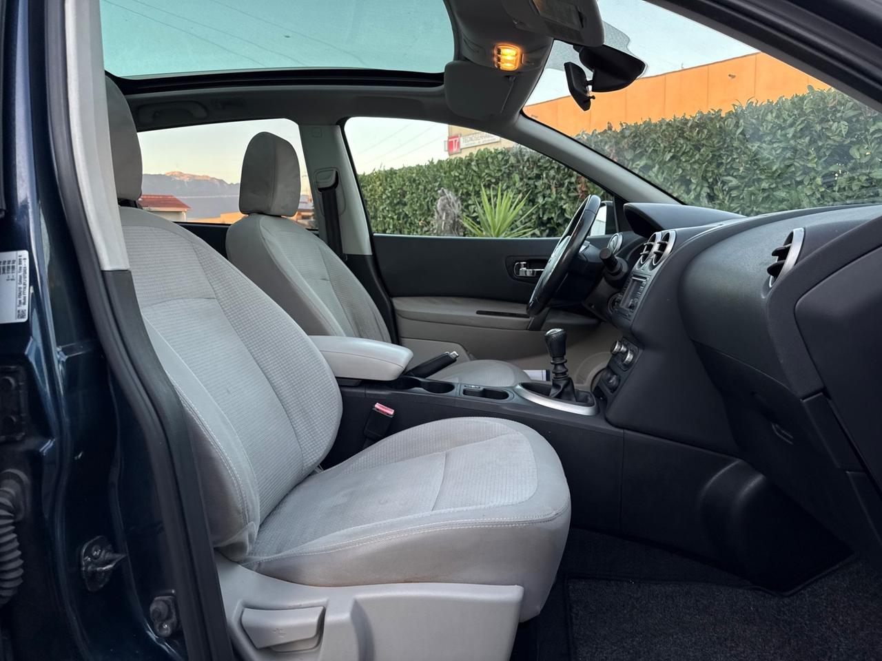 Nissan Qashqai 2.0 dCi NAVI TETTO PANORAMICO