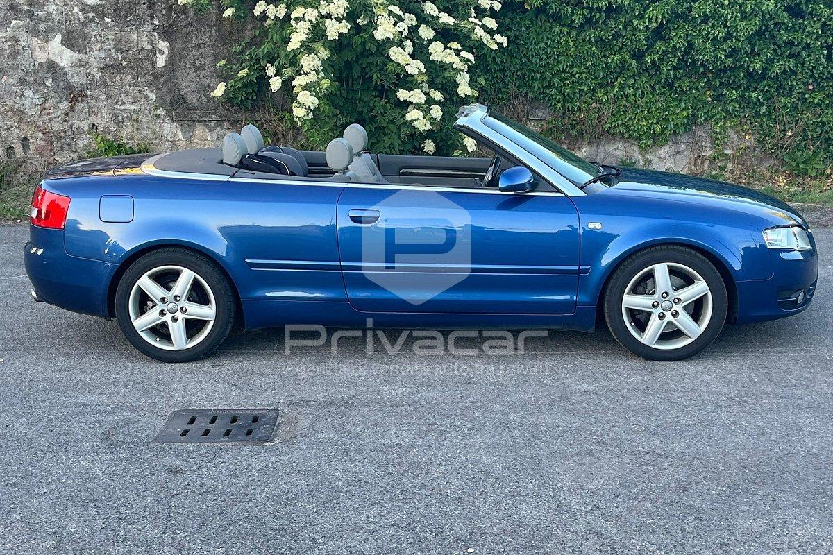 AUDI A4 2.4 V6 30V cat