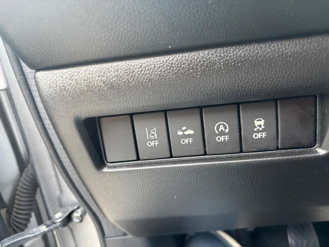 Suzuki Swift 1.2 Hybrid 4WD AllGrip Top