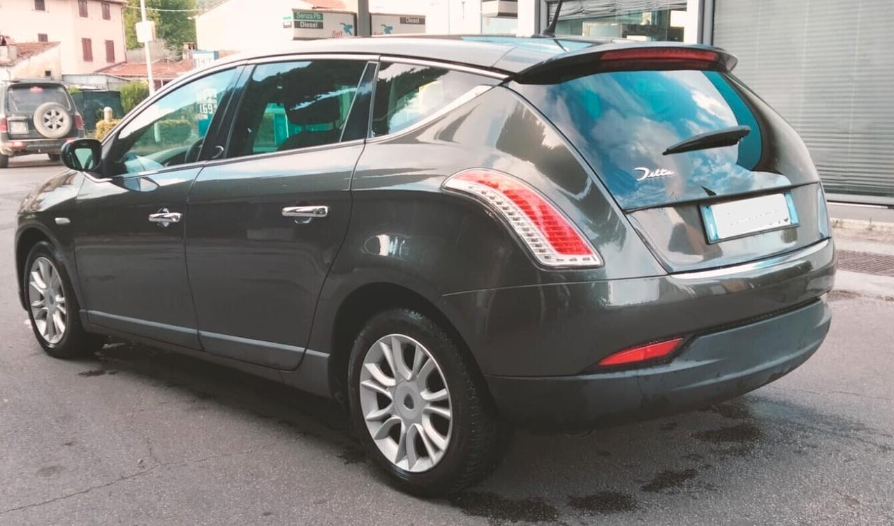 Lancia Delta 1.6 MJT DPF Selectronic Platinum 2012 NEOPATENTATI