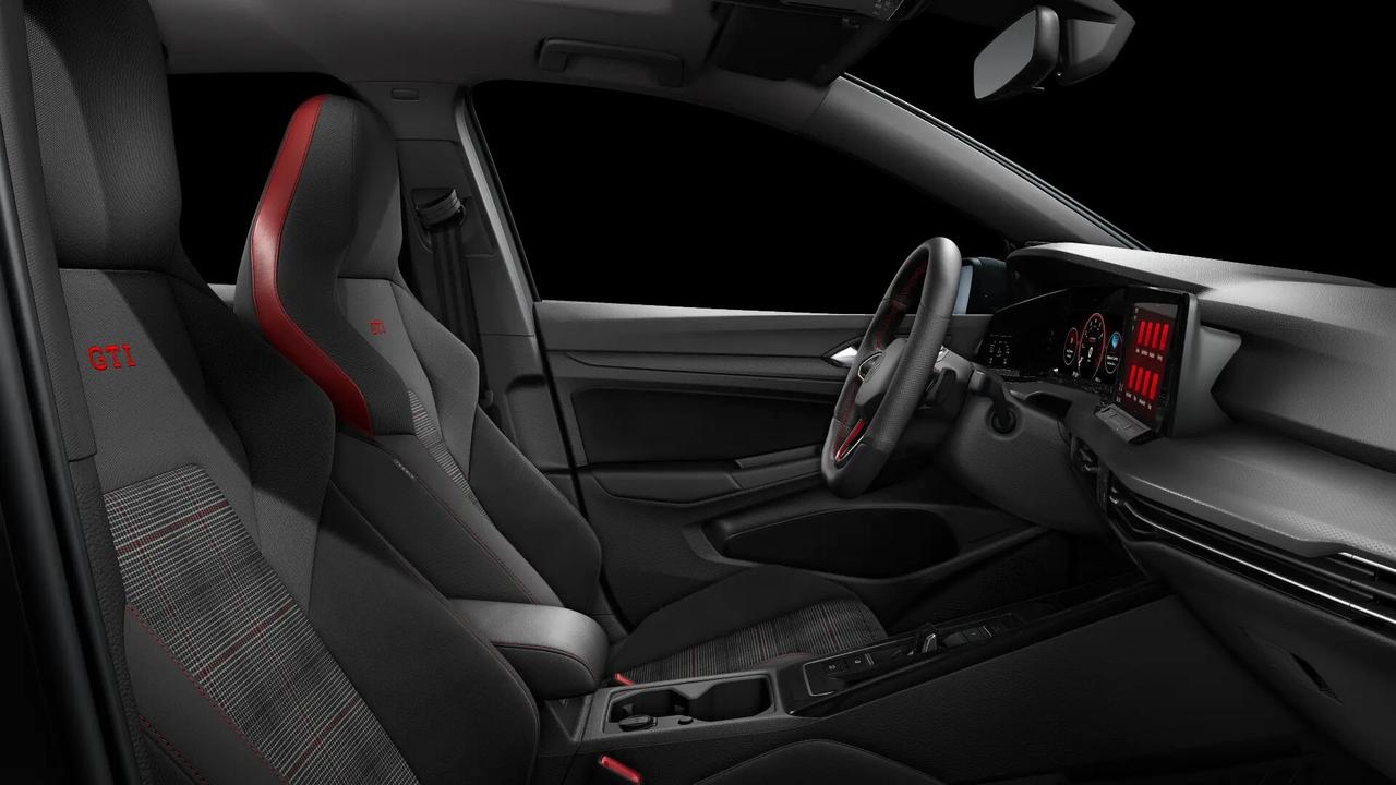 VW Golf 8 GTI 2.0 TSI DSG | HARMAN KARDON - TETTO - ACC - 2024 iva esposta