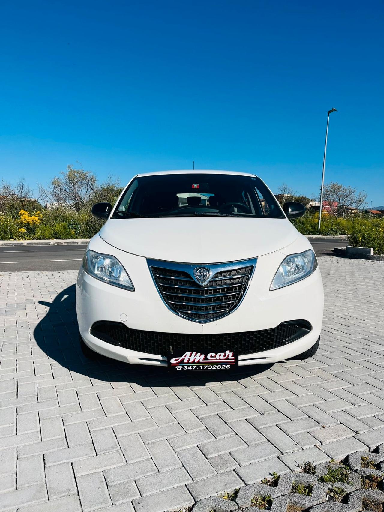 Lancia Ypsilon 1.3MLJT COME NUOVA CHIAMA 2013
