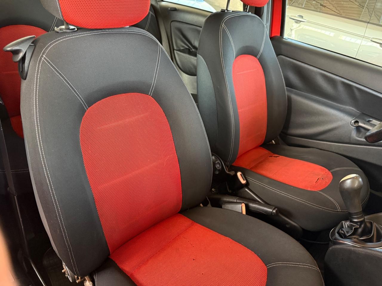 Lancia Ypsilon 1.3 Multijet 16V Momo Design