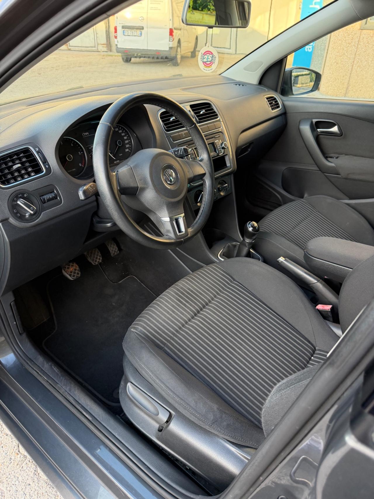 Volkswagen Polo 1.6 diesel Highline 2013