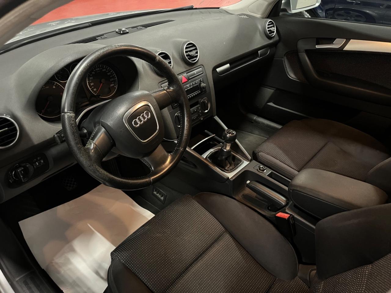 Audi A3 2.0 16V TDI Attraction