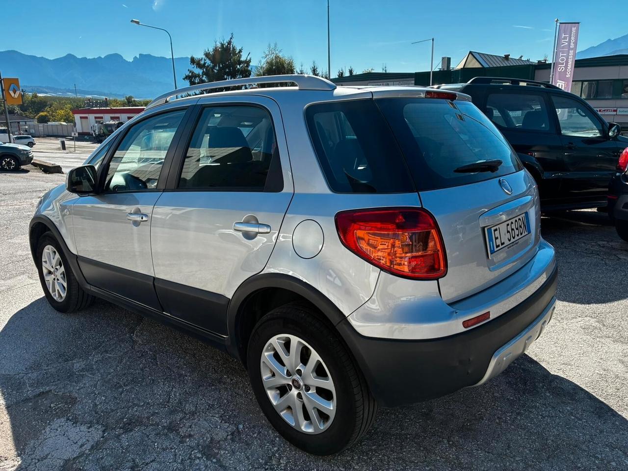 FIAT SEDICI 4x4 2.0MJT 135CV EURO5 6M - NEOPATENTATI