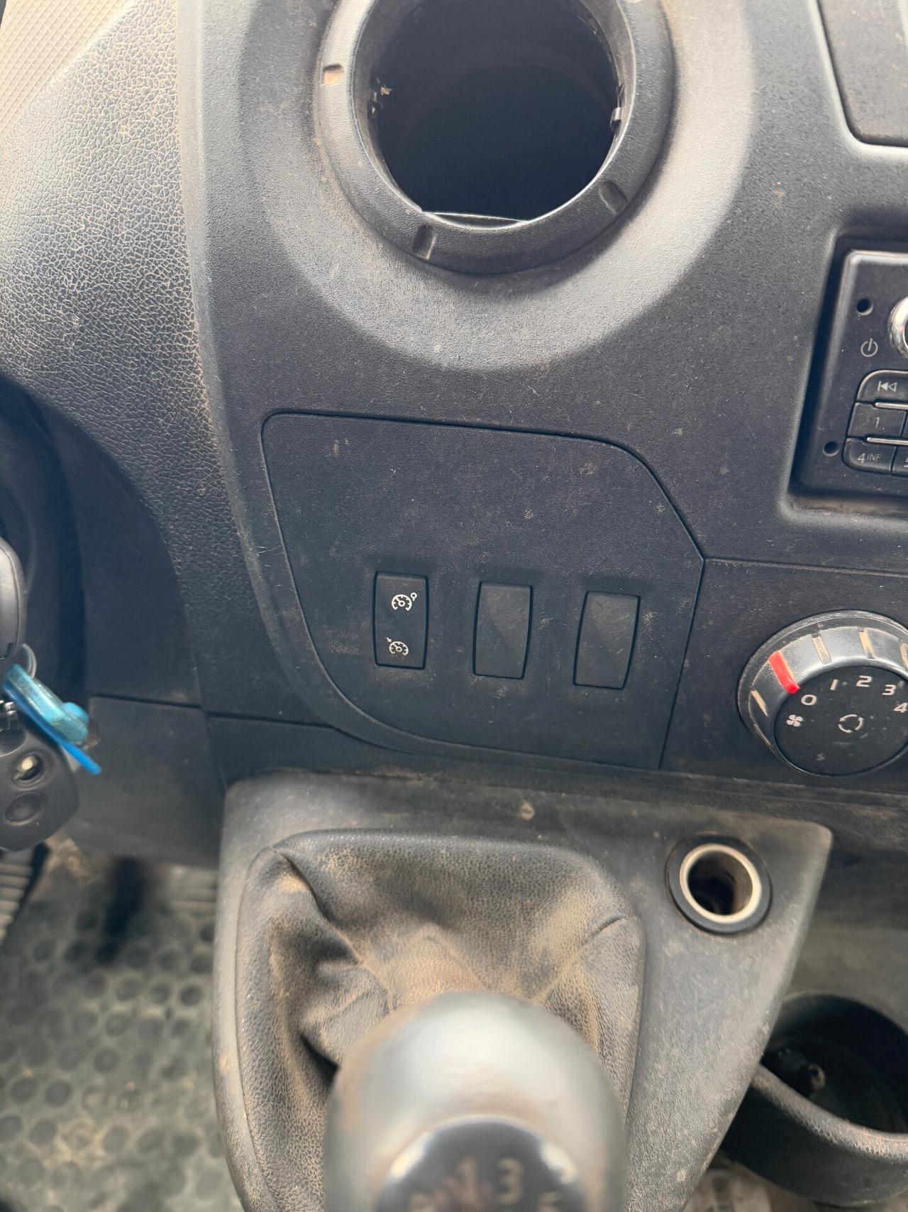 Renault Master 2.3/125 CV/L2H2/PORTAPACCHI/2016