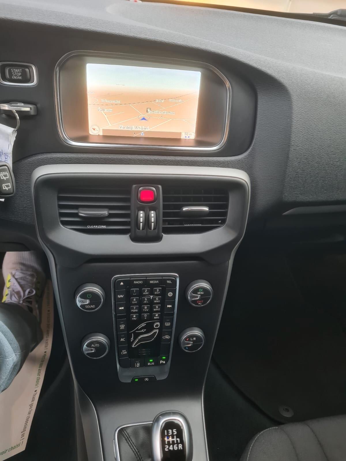 Volvo V40 D2 Geartronic Kinetic