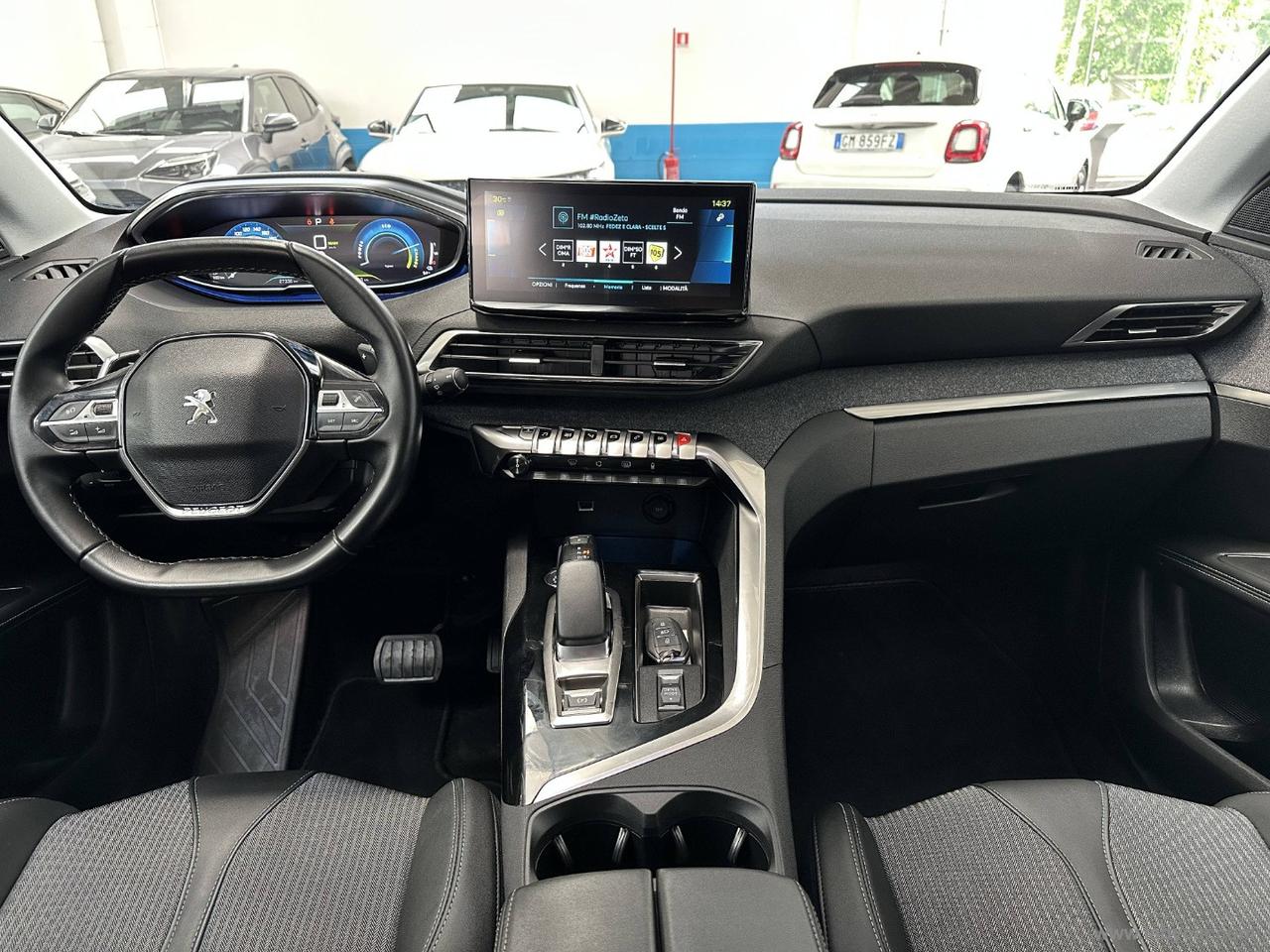 PEUGEOT 3008 Hybrid 225 e-EAT8 Allure Pack