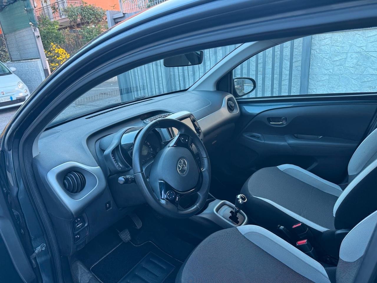 Toyota Aygo 1.0 automatica