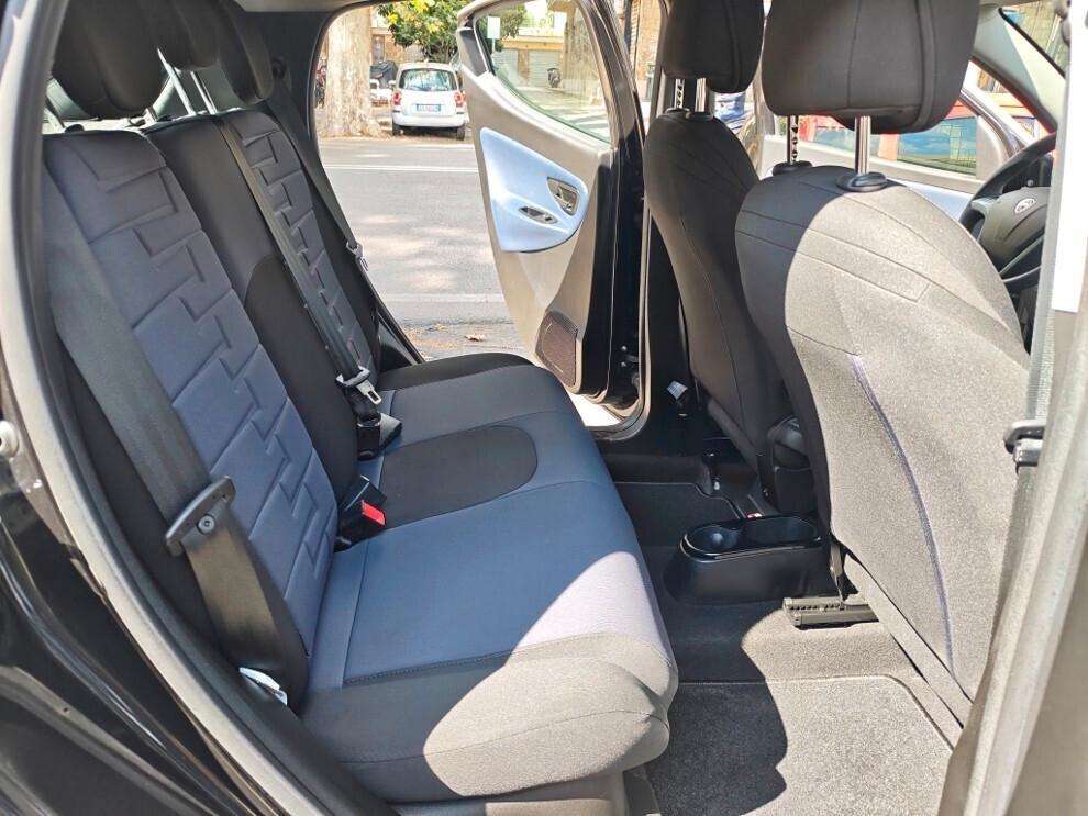 Lancia Ypsilon 1.0 Hybrid PLATINO SENZA VINCOLI DI FINANZIAMENTO