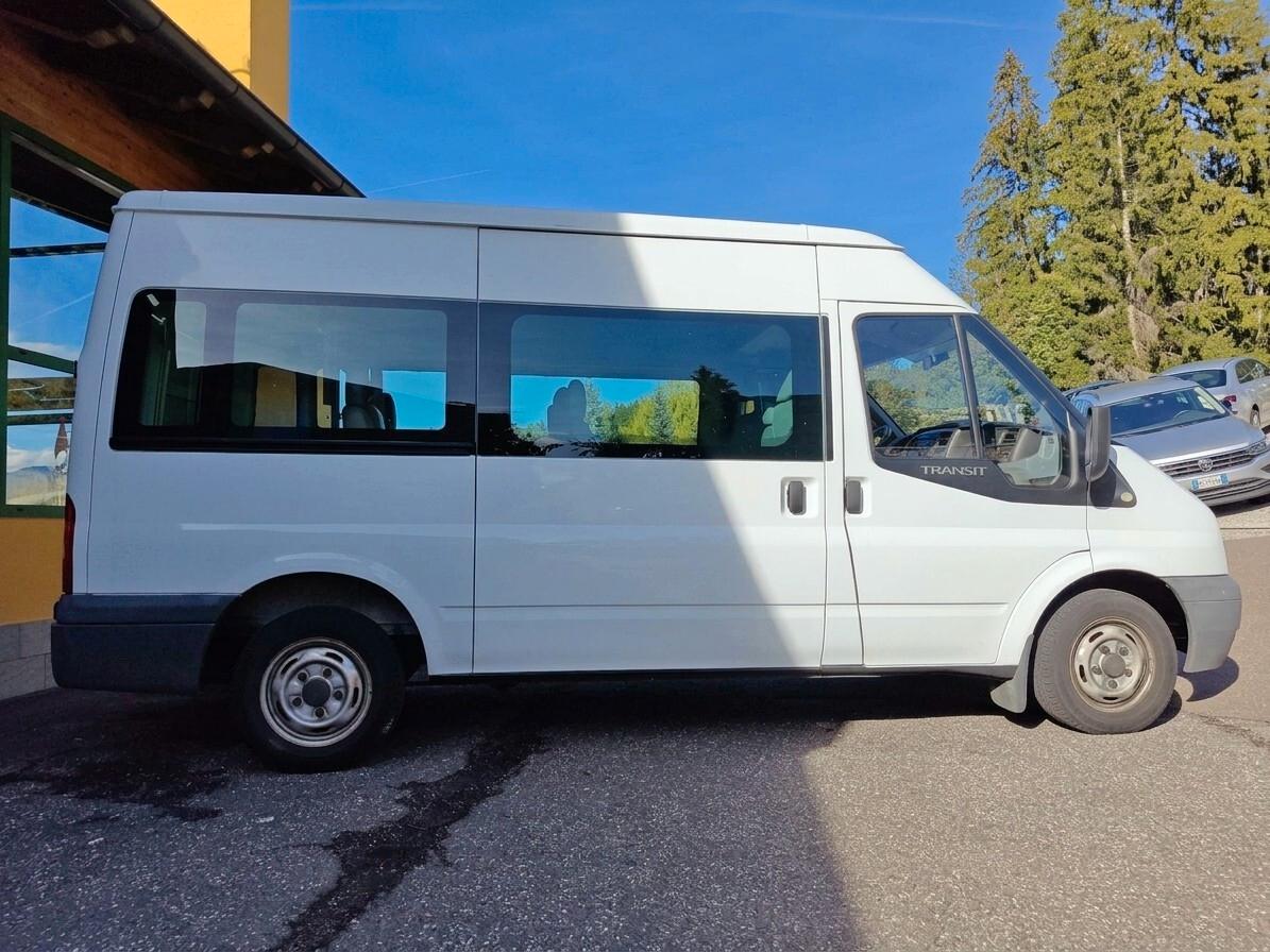 Ford Transit Tourneo 9 posti tetto alto - MOTORE REVISIONATO