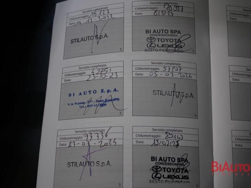 Toyota Yaris Cross Yaris Cross 1.5h Adventure fwd 116cv e-cvt