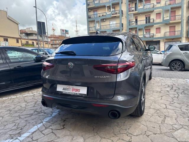 Alfa Romeo Stelvio 2.2 t Business rwd 160cv auto