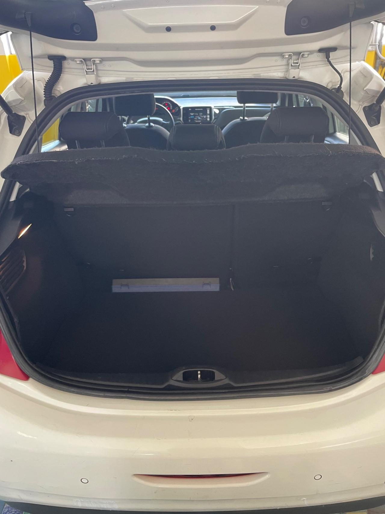 Peugeot 208 1.2 VTi 82 CV 5 porte Allure