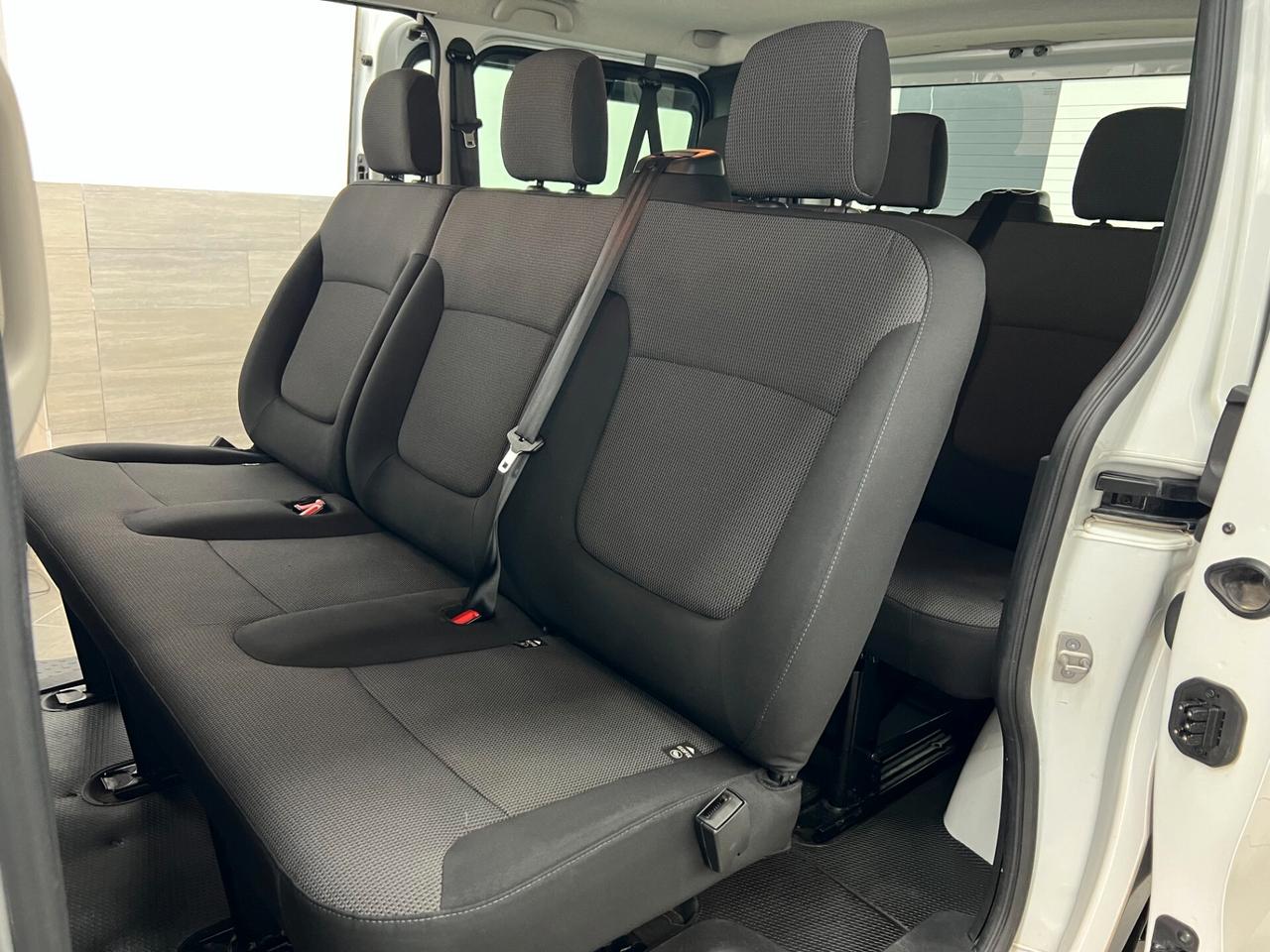 Nissan Primastar 2.0 dCi 110CV PC-TN Bus
