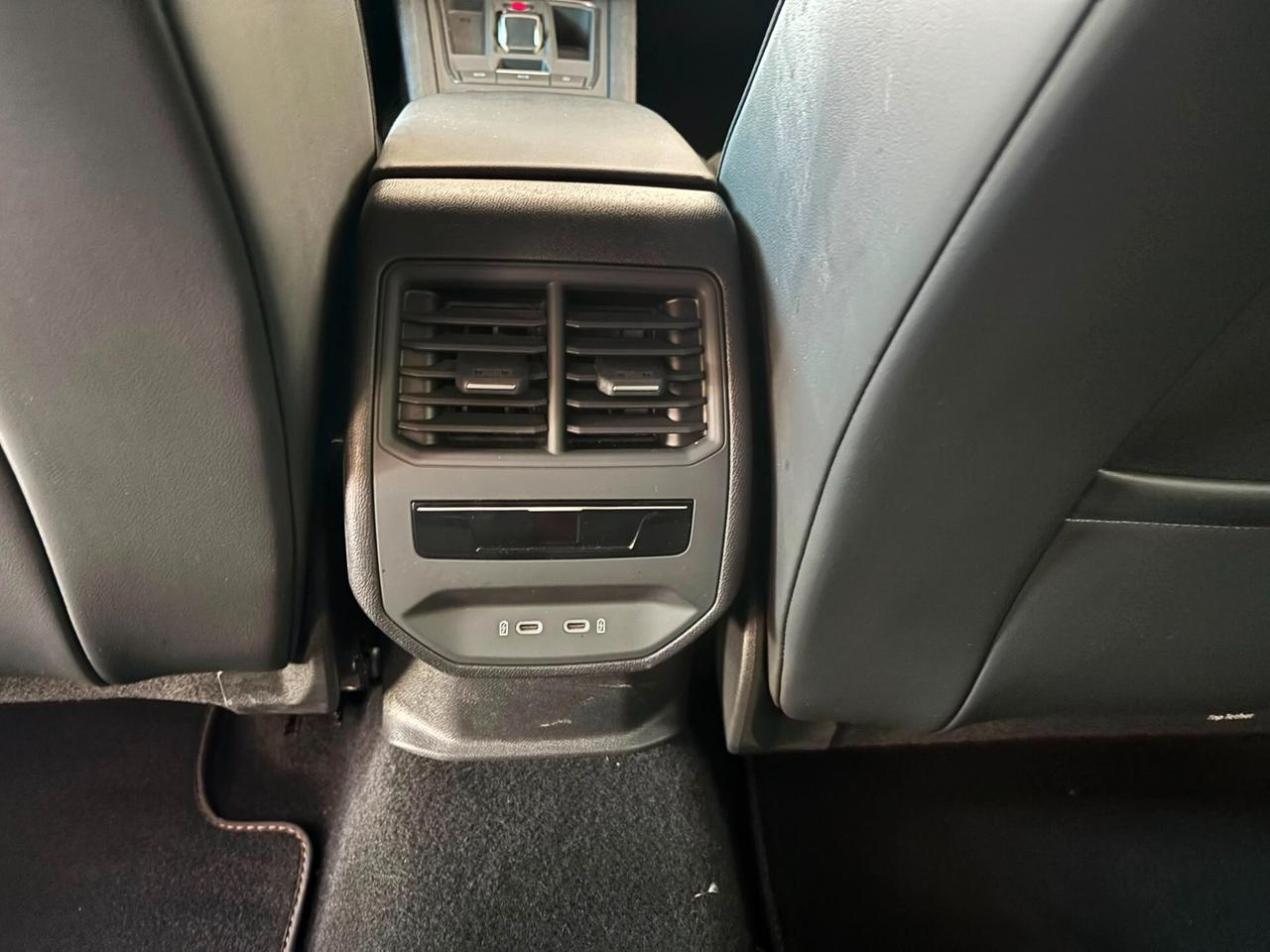 Cupra Leon Sportstourer 1.5 Hybrid 150 CV DSG