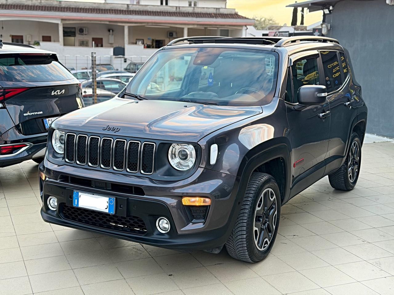 Jeep Renegade 2.0 Mjt 170CV 4WD Active Drive Low Trailhawk