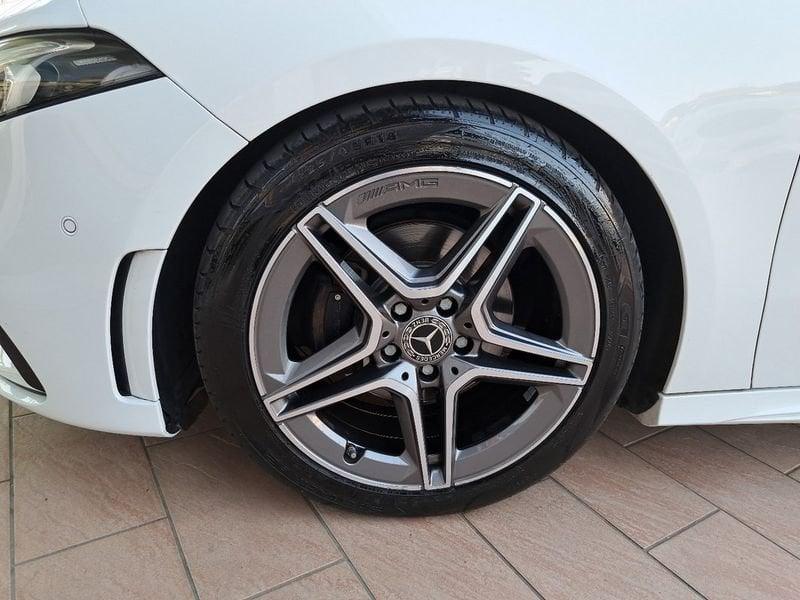 Mercedes-Benz Classe A A 180 d Automatic 4p. Premium