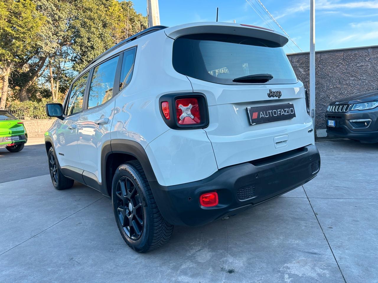Jeep Renegade 1.6 Mjt 130 CV Longitude Dark night