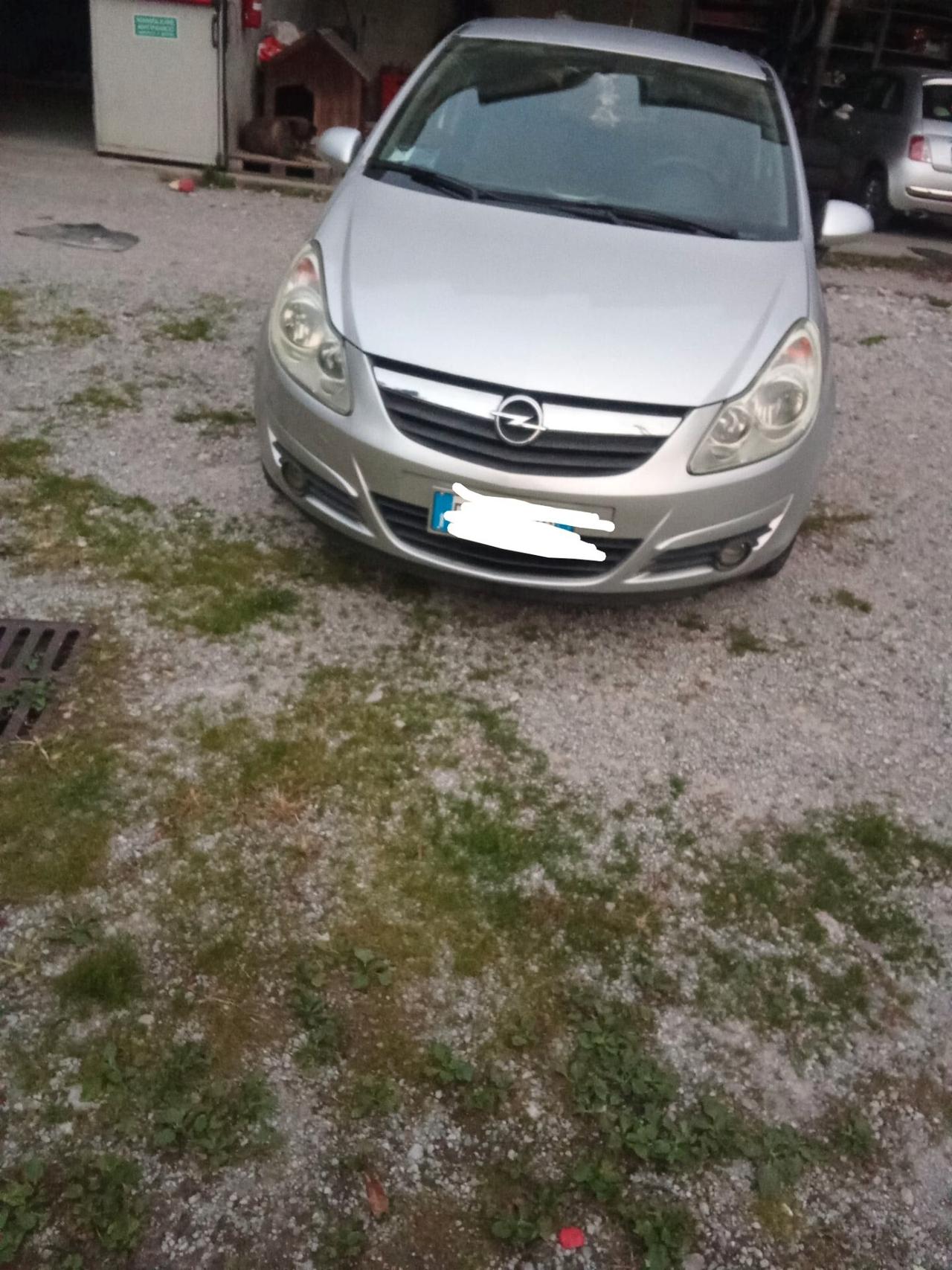 Opel Corsa 1.2 3 porte