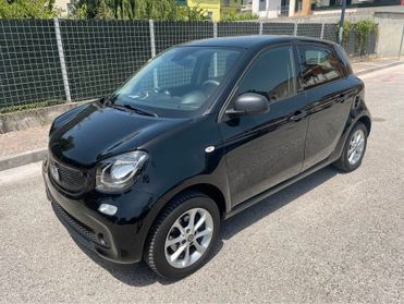 Smart ForFour 70 1.0 twinamic Superpassion