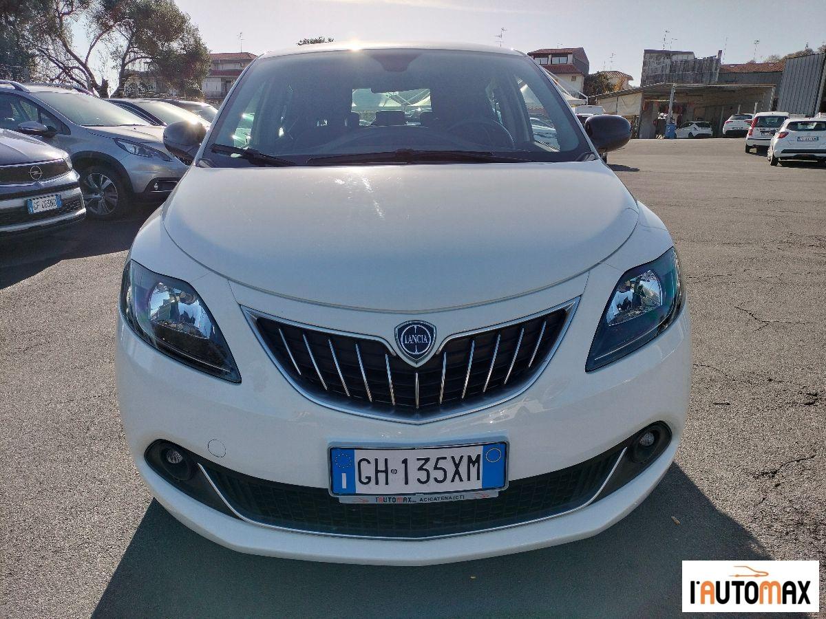 LANCIA - Ypsilon 1.0 firefly hybrid Gold s&s 70cv