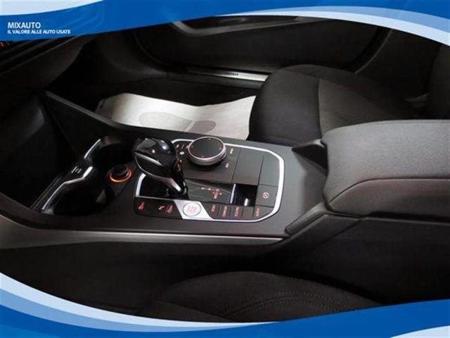 BMW 118 D Business Advantage AUT EU6