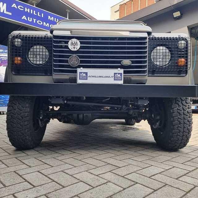 Land Rover Defender 90 2.2 PUMA TD4- LIFE&STYLE