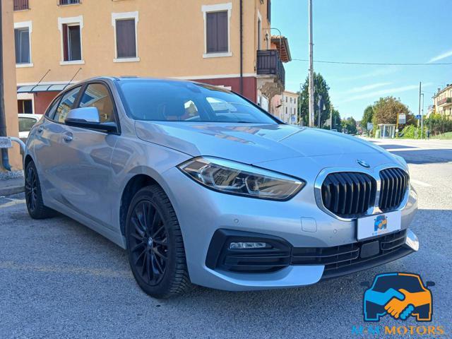 BMW 118 i 5p. Business Advantage