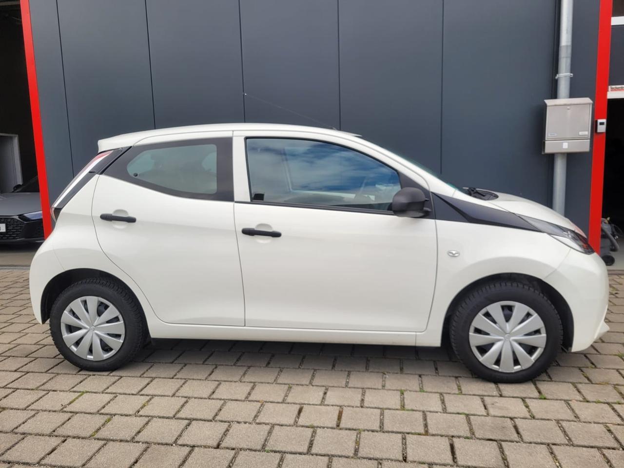 Toyota Aygo 28000 km