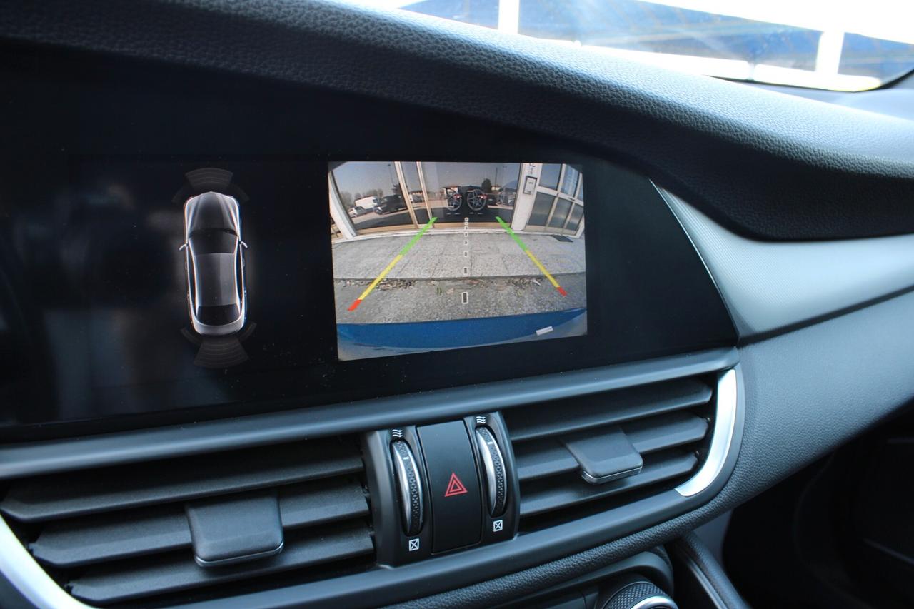 Alfa Romeo Giulia 2.2 t Veloce Q4 210 cv BLU MONTECARLO