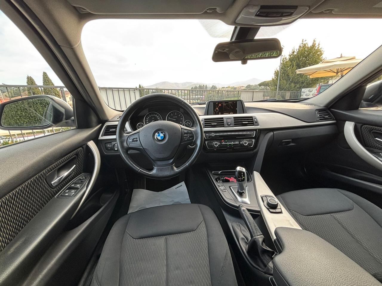 Bmw 320d Touring automatico