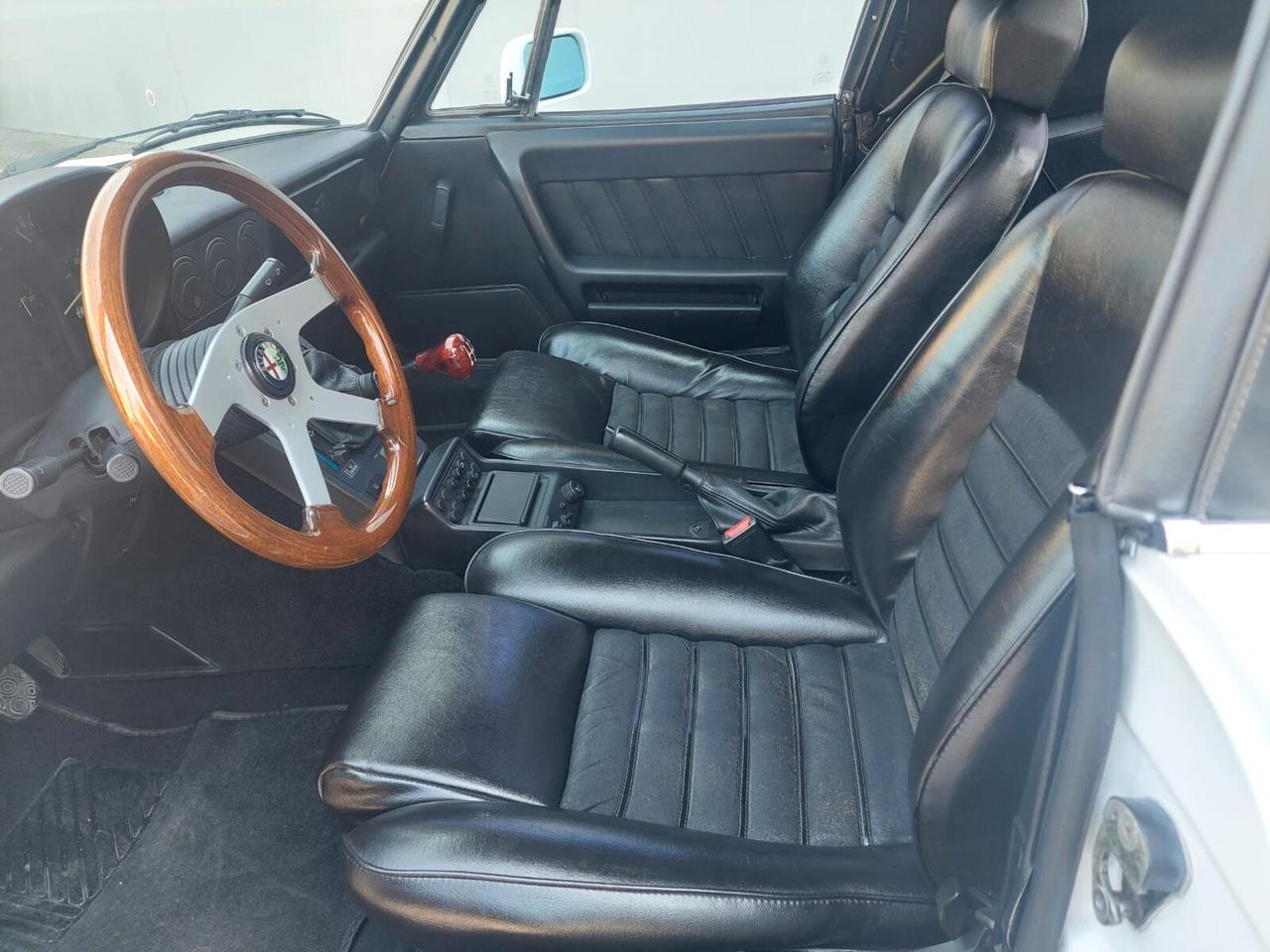 Alfa Romeo Spider quarta serie con motore 2.0